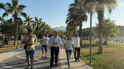 Marmara Adalar Belediye Başkanı Aydın Dinçer, Abroz Mahallesi’nde esnafları ziyaret