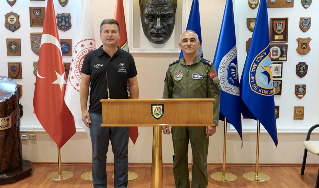 Müdür Kılınç’tan Garnizon Komutanı Çetin’e nezaket ziyareti Bandırma Koyunculuk Araştırma Enstitüsü Müdürü Kerim Kılınç, Garnizon Komutanı Tuğgeneral
