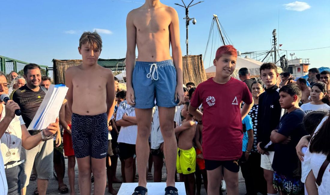 Bandırma Yıldızlar Spor Kulübü’nün genç yüzücüleri Erdek’te düzenlenen yarışlarda birçok