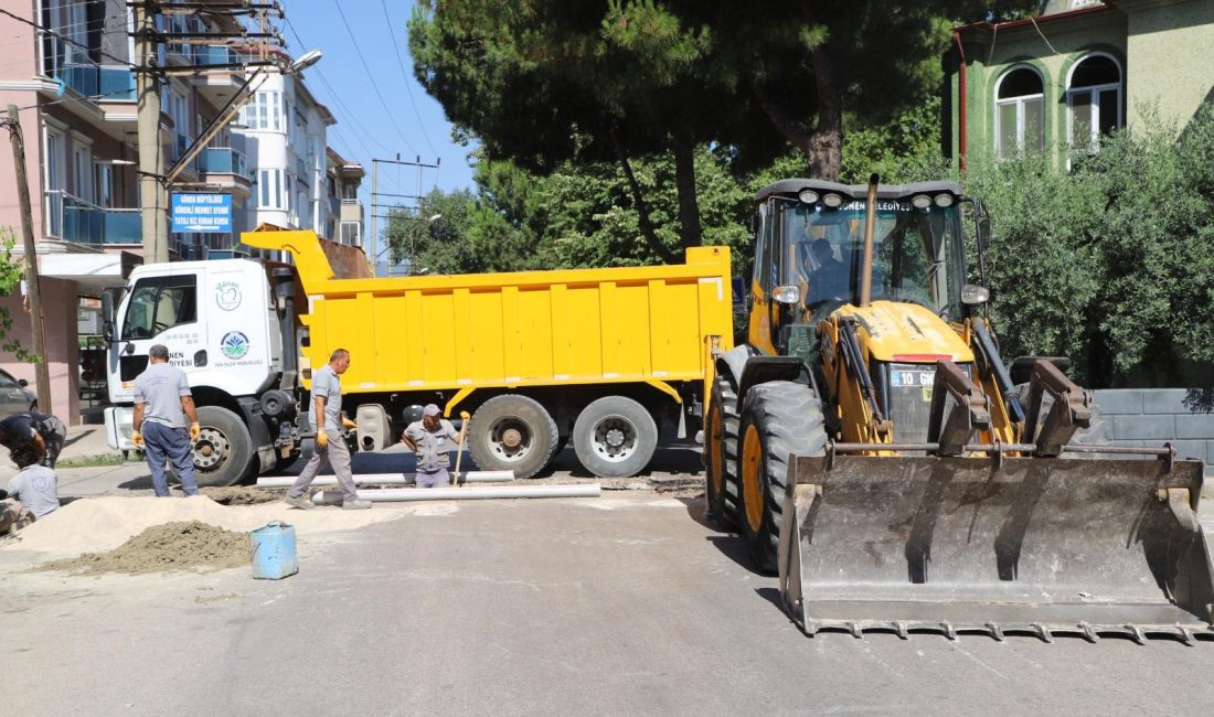Gönen Belediyesi ile Balıkesir Büyükşehir Belediyesi iş birliğiyle kentte yol