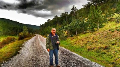 Botanik derslerine giren Bitki Bilimci Prof. Dr. Fatih Satıl’dan uyarı