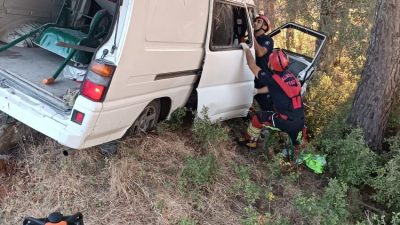 Balıkesir-Kütahya karayolunun Selimağa kırsalında meydana gelen tek taraflı trafik kazasında