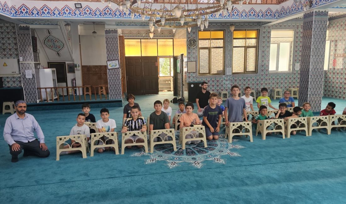Bandırma’da Camiler Çocuk Sesleriyle Şenlendi Diyanet İşleri Başkanlığı tarafından düzenlenen Yaz Kur’an Kursları, Bandırma’da 30