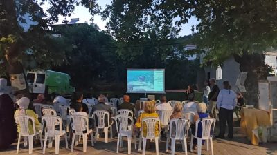 Marmara Adası Asmalı Köyü’nde düzenlenen çevre seminerinde müsilajın nedenleri ve