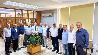 Bandırma Belediye Başkanı Dursun Mirza, göreve yeni seçilen Esnaf ve