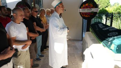 Devlet Tiyatroları’nın emekli sanatçılarından Kurtlar Vadisi’nin ‘Kibritçi Cevat’ı M. Şekip