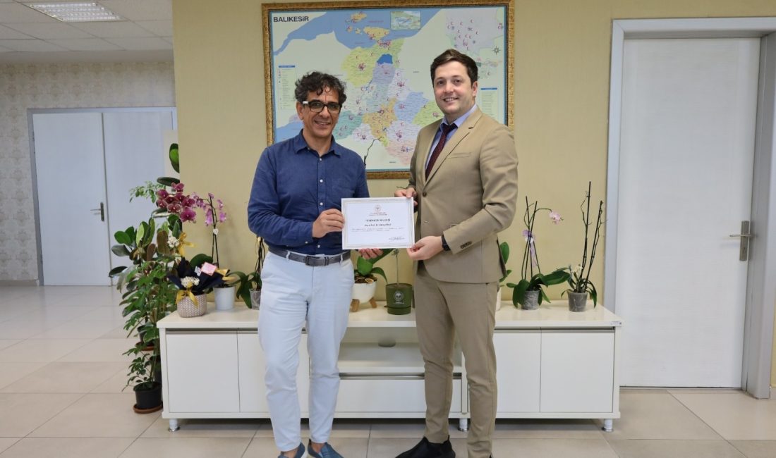 Bandırma Eğitim ve Araştırma Hastanesi’nde başhekimlik görevini tamamlayan Prof. Dr.