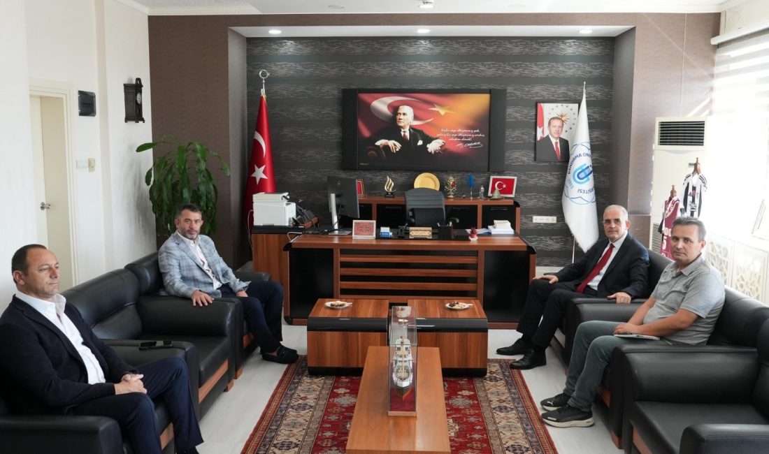 Bordo Sportif A.Ş. Yönetim Kurulu Başkanı Onur Göçmez, Bandırma Onyedi