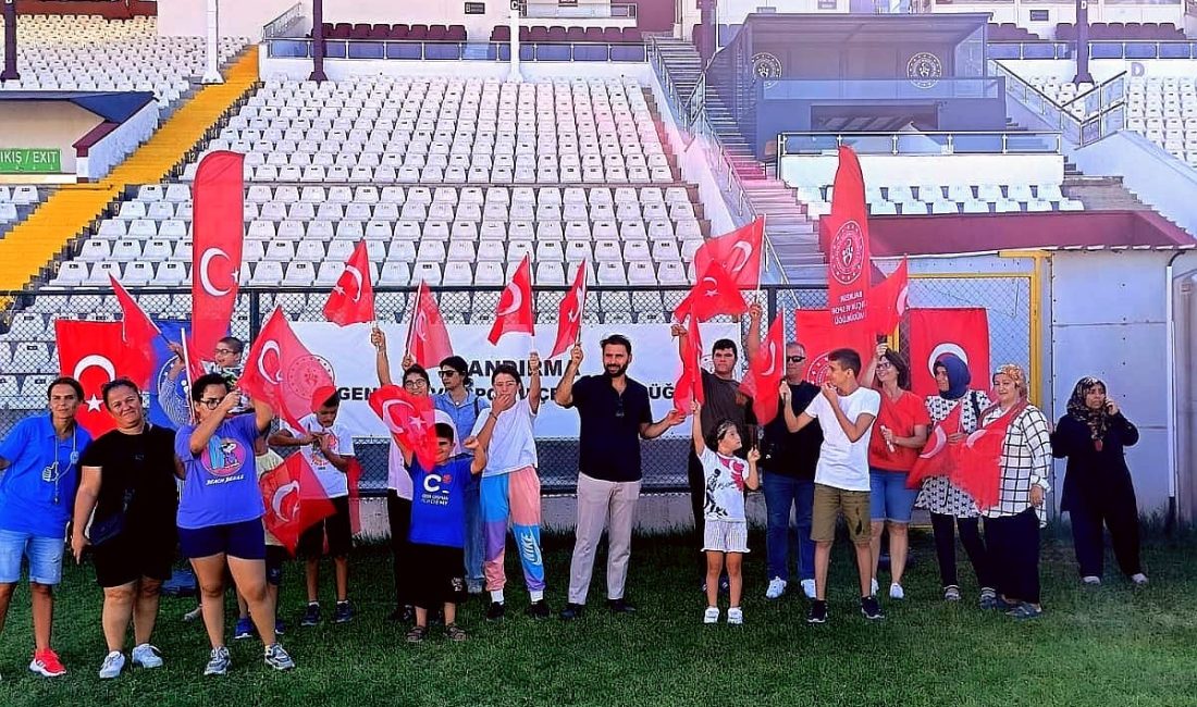 Bandırma’da özel sporculardan 30 Ağustos yarışı 30 Ağustos Zafer Bayramı’nın 103. yılı kutlamaları kapsamında Bandırma’da özel