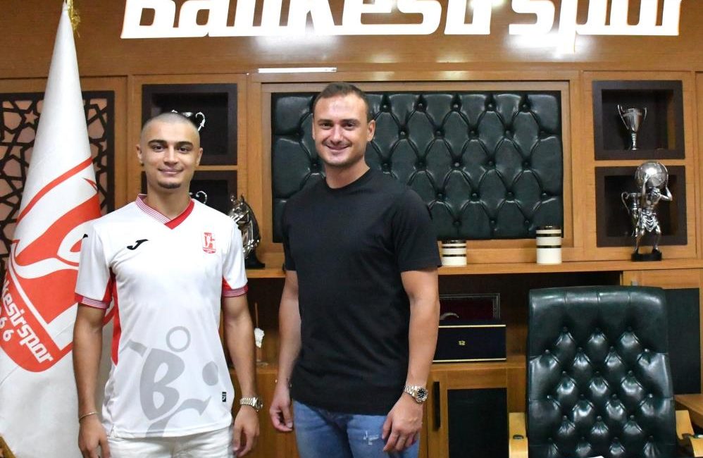 Yiğit Bayındır, Balıkesirspor’da Nesine 3. Lig 4. Grup ekiplerinden Balıkesirspor, Yiğit Bayırdır ile