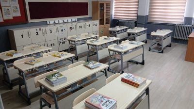 Balıkesir’deki öğrencilere 2 milyon 32 bin ücretsiz kitap dağıtılacak. 2025-2026