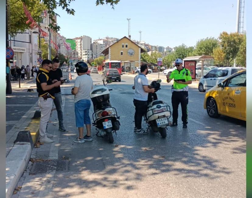 Bandırma’da 7 ayda 7 bini aşkın sürücüye ceza Bandırma’da 2025 yılının ilk 7 ayında gerçekleştirilen trafik denetimlerinde binlerce