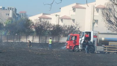 Ören sahilinde çıkan ot yangını korkuya neden olurken, bir oteli