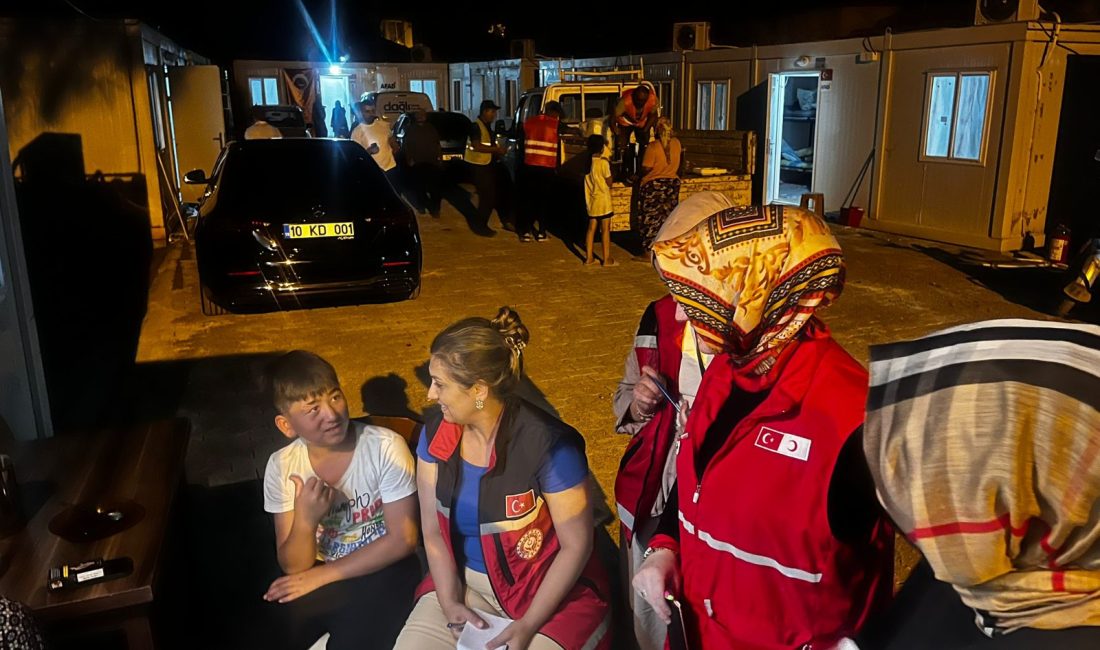 Balıkesir’de Deprem Sonrası Psikososyal Destek Balıkesir Aile ve Sosyal Hizmetler İl Müdürlüğü, Sındırgı depreminden etkilenen