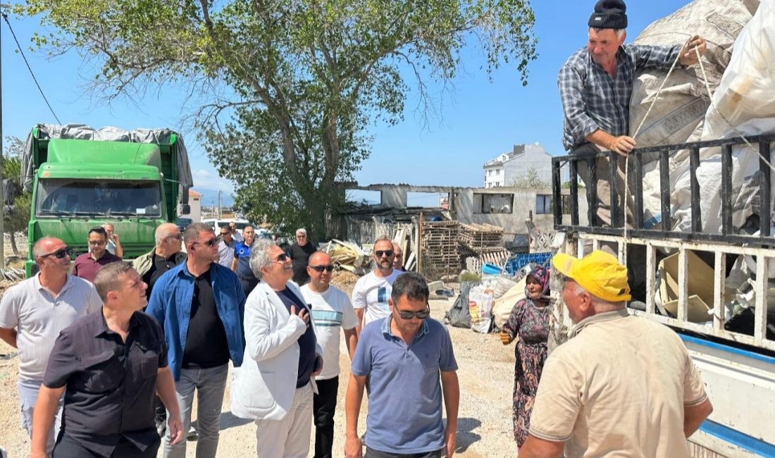 Bandırma Belediyesi’nden mülk temizliği ve düzenleme çalışması Bandırma Belediyesi, mülkiyeti kendisine ait taşınmazlarda kötü görüntüleri ortadan kaldırmak