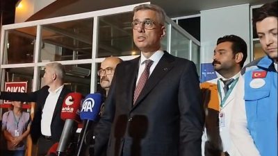 Sağlık Bakanı Kemal Memişoğlu, 6.1 büyüklüğünde depremin yaşandığı Balıkesir’de yaralıları