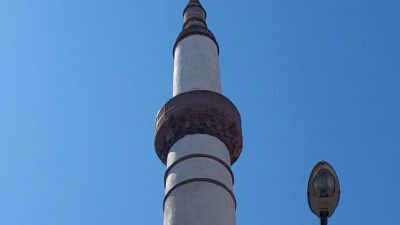 Balıkesir çarşı merkezde bulunan ve yaklaşık 250 yıllık olan tarihi