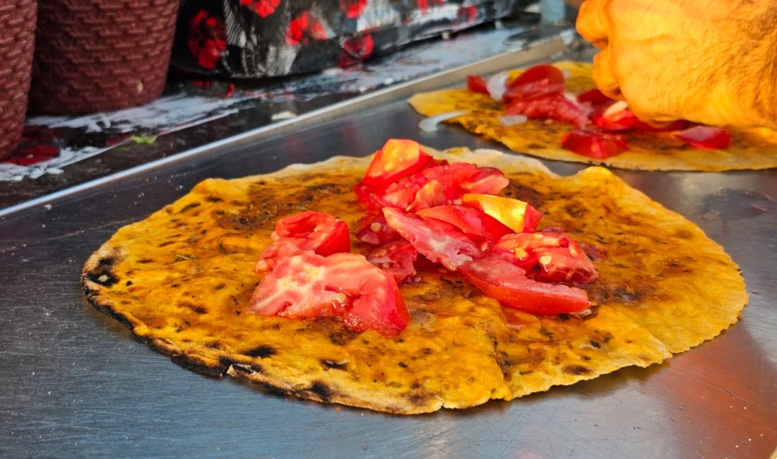 Bandırma’da lahmacun fiyatı rekor seviyeye ulaştı Bir dönem vatandaşın en uygun fiyatlı sokak lezzeti olan lahmacun,