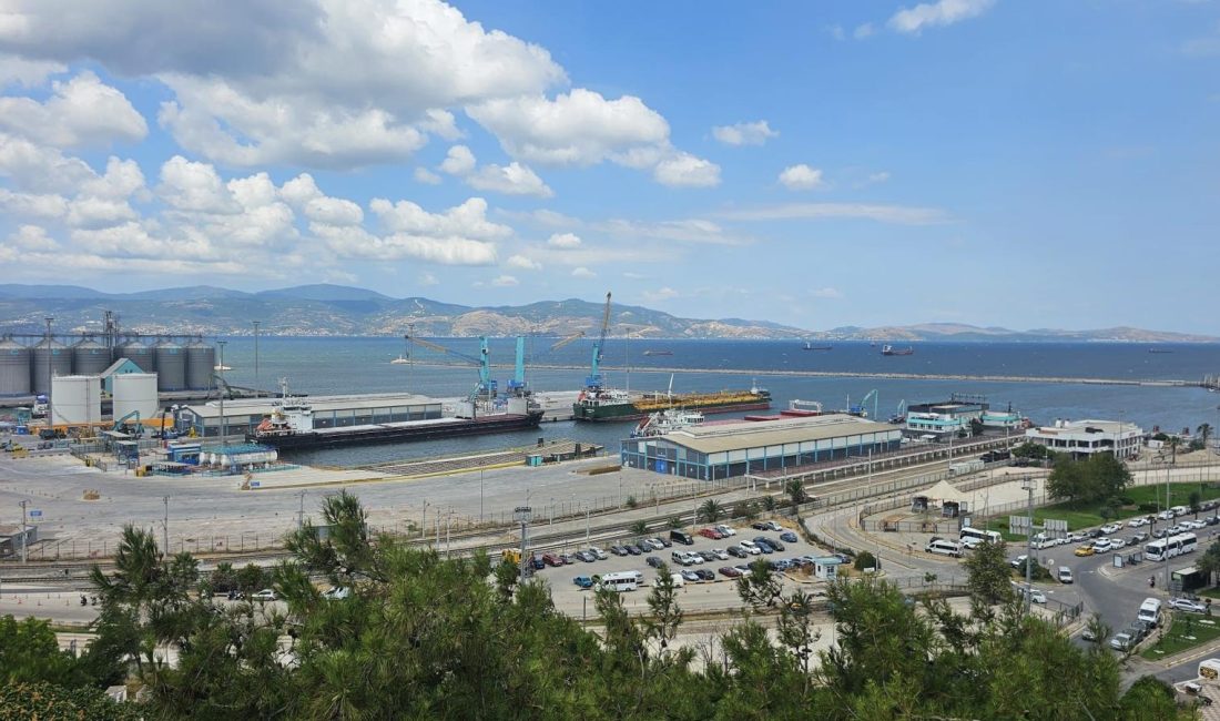 Bandırma Limanı’nda gümrük gelirleri 2.3 milyar TL’yi aştı Bandırma Gümrük Müdürlüğü, 2025 yılının ilk yedi ayına ilişkin dış