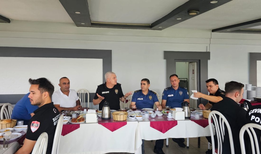 Bandırmaspor’da taraftarlar ve emniyet iş birliğiyle güvenlik sağlanacak Bandırmaspor kulübü yetkilileri, taraftar derneği ve emniyet temsilcileri, yeni sezon
