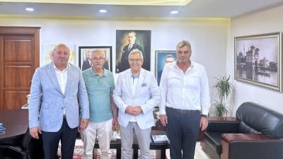 Bandırma Belediye Başkanı Dursun Mirza, Erdek Belediye Başkanı Burhan Karışık