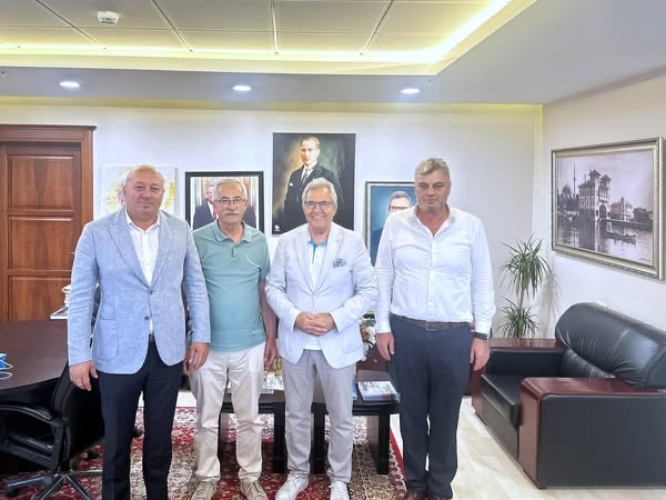 Bandırma Belediyesi’ne bölgesel kalkınma için ziyaret Bandırma Belediye Başkanı Dursun Mirza, Erdek Belediye Başkanı Burhan Karışık