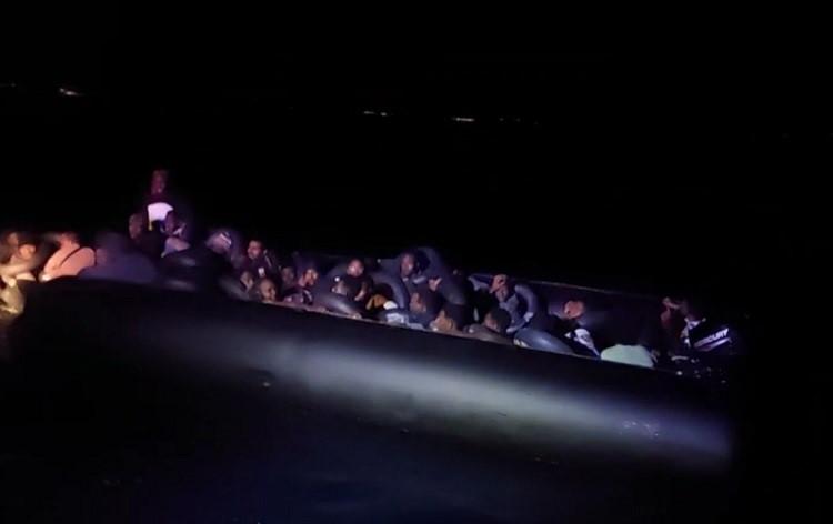 Ayvalık açıklarında yasa dışı yollarla Yunanistan’ın Midilli (Lesvos) Adası’na gitmek