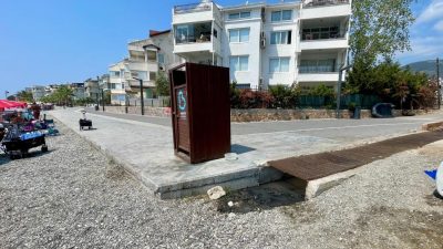  Altınoluk Mahallesi’nde, yağmur suyu gider hattına karıştığı iddia edilen kanalizasyon