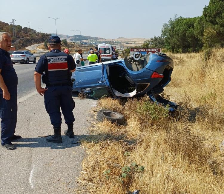 Balıkesir’de otomobil kaza sonrası ters döndü; 1 yaralı Balıkesir-Susurluk karayolunda meydana gelen tek taraflı trafik kazasında direksiyon hakimiyetini