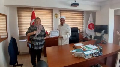 Macaristan vatandaşı Erzsebet Rita, Erdek’te düzenlenen törenle Kelime-i Şehadet getirerek