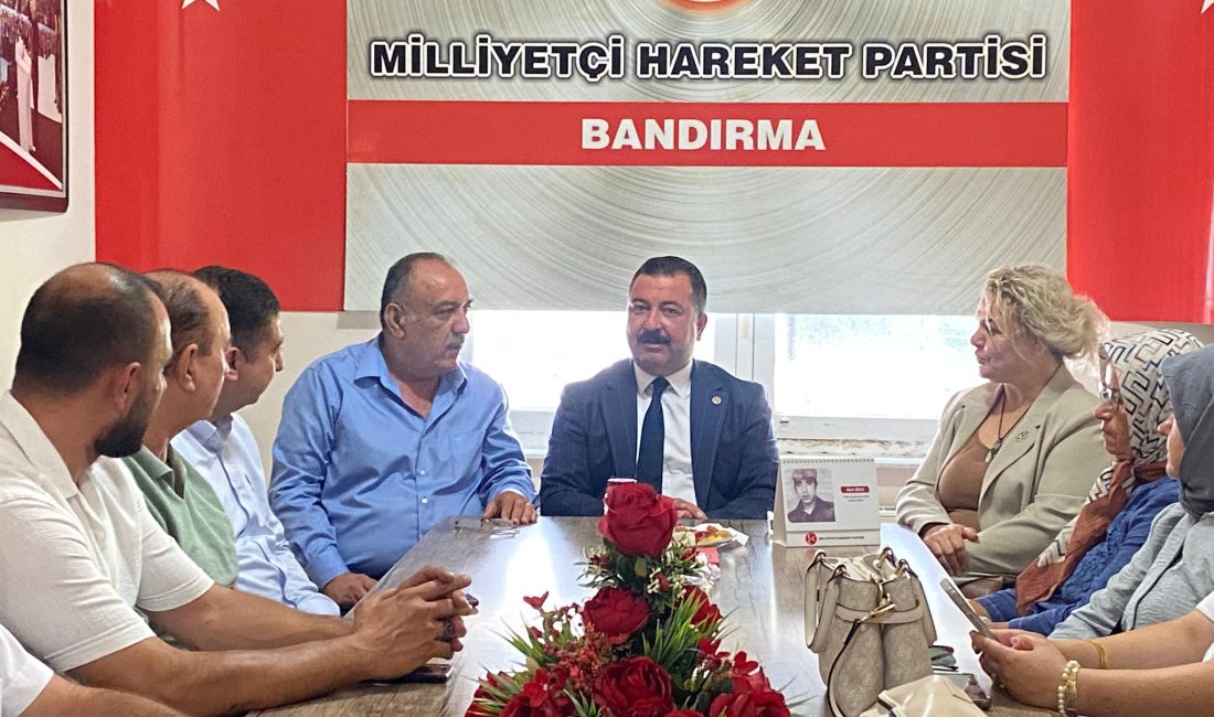 Bandırma’da il olma çalışmaları MHP gündeminde MHP Balıkesir Milletvekili Ekrem Gökay Yüksel, Bandırma ziyaretinde ilçenin il