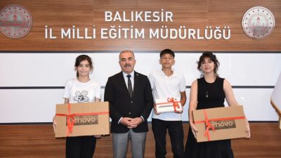 Bu yıl ikincisi gerçekleştirilen Ulusal Sıfır Atık Yarışması’nda Balıkesirli öğrenciler