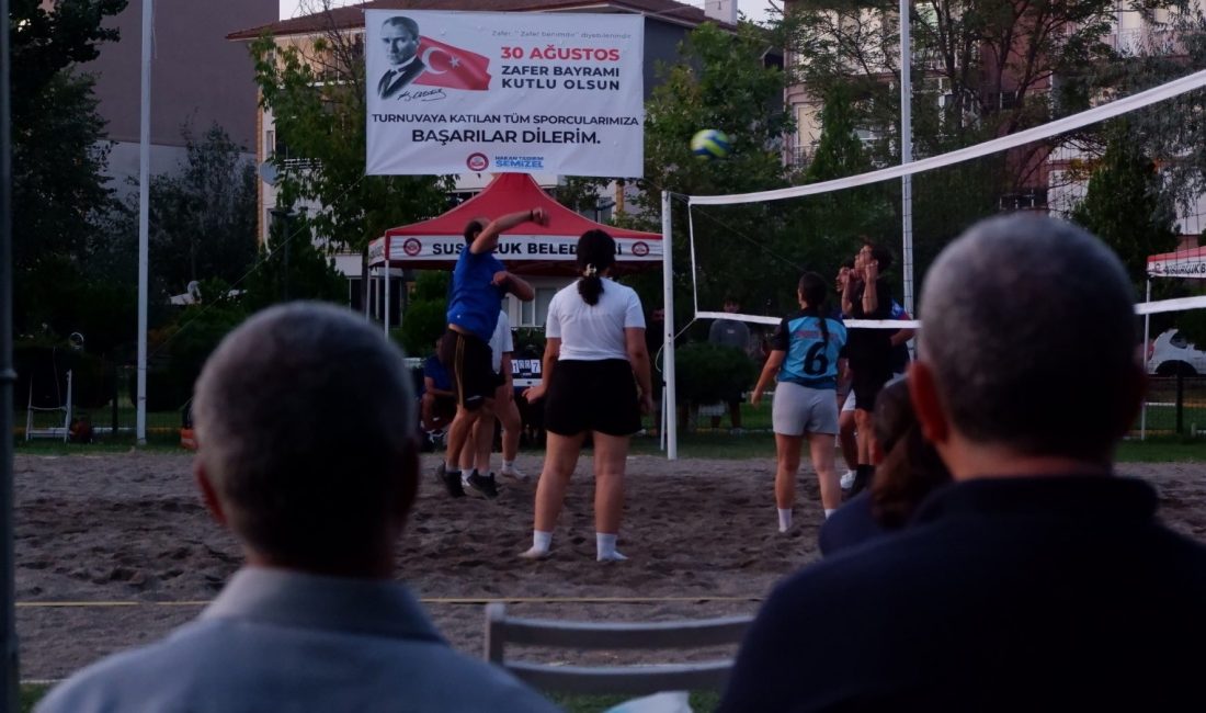 Susurluk Belediyesi Spor İşleri Müdürlüğü tarafından organize edilen açılış karşılaşmaları,