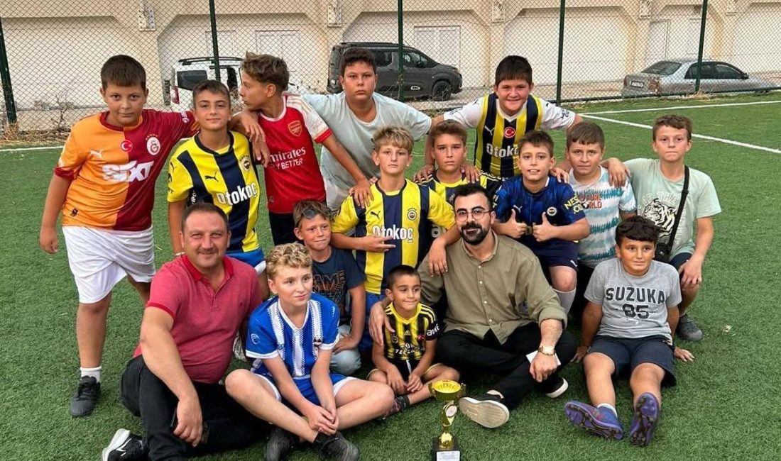Bandırma’da yaz Kur’an kursları futbol turnuvası tamamlandı Bandırma Müftülüğü Gençlik Koordinatörlüğü tarafından 2025 yılı Yaz Kur’an Kursları