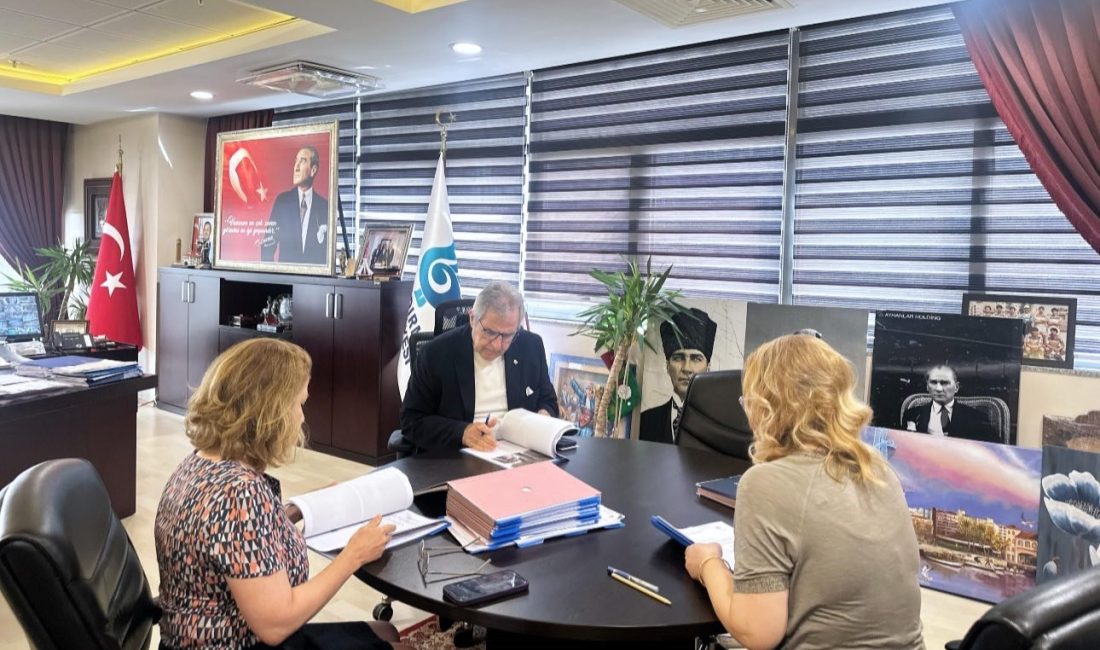 Bandırma’nın projeleri encümen toplantısında değerlendirildi Bandırma Belediyesi’nin haftalık encümen toplantısı Belediye Başkanı Dursun Mirza başkanlığında