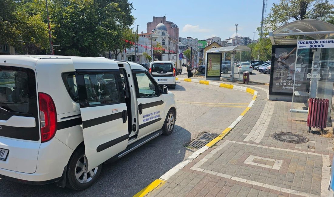 Bandırma’da dolmuş taksi ücretlerine ikinci kez zam yapıldı Bandırma’da dolmuş taksi sefer ücretleri, yıl içinde ikinci kez artırıldı.