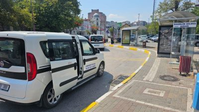 Bandırma’da dolmuş taksi sefer ücretleri, yıl içinde ikinci kez artırıldı.