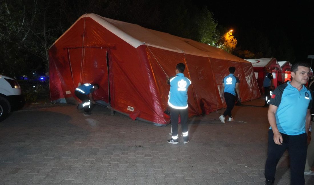 Balıkesir’in Sındırgı ilçesinde meydana gelen 6,1 büyüklüğündeki depremin ardından tedbir