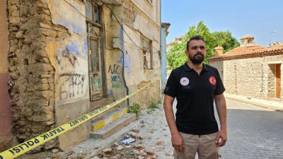 Sındırgı’da 10 Ağustos akşamı meydana gelen 6.1 büyüklüğündeki depremin ardından