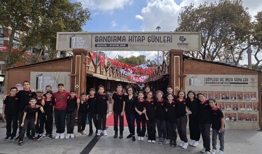Bandırma Esnaf Sanatkarları Ortaokulu öğrencileri, 7. Bandırma Kitap Günleri’ni ziyaret