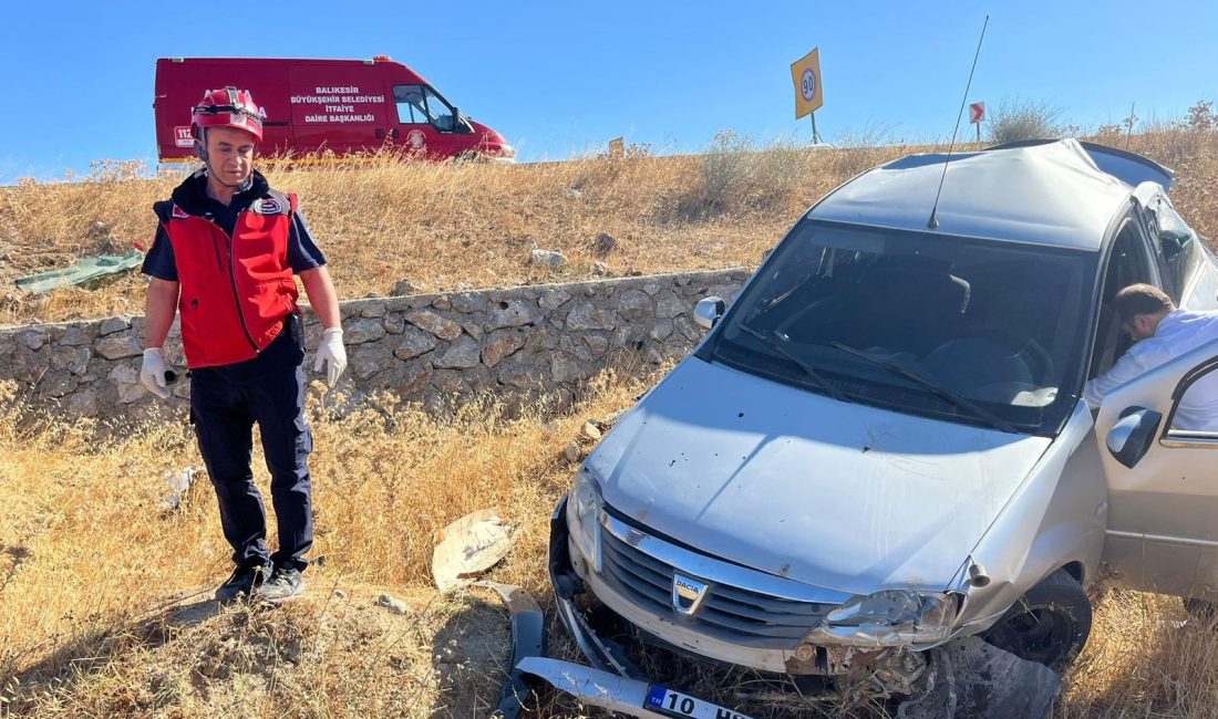Balıkesir’de otomobil tarlaya uçtu; 2 yaralı İvrindi’de meydana gelen tek taraflı trafik kazasında yoldan çıkarak tarlaya