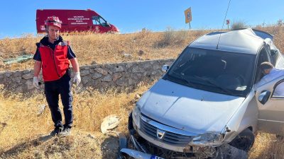 İvrindi’de meydana gelen tek taraflı trafik kazasında yoldan çıkarak tarlaya