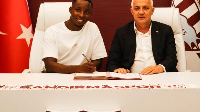 Bordo-beyazlı ekip, Nijeryalı futbolcu Tosin Kehinde ile 2 yıllık sözleşme
