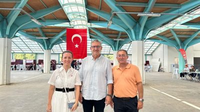 CHP Bandırma İlçe Başkanlığı delege seçimlerini kazanan turuncu listenin adayı