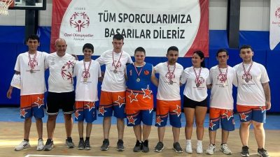 Antalya’da düzenlenen Özel Olimpiyatlar Türkiye Ulusal Basketbol Oyunları’nda Balıkesir’in Edremit