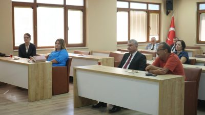 Balıkesir Üniversitesi Edremit Meslek Yüksekokulu Danışma Kurulu ilk toplantısını kamu,
