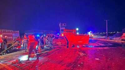 Ayvalık ilçesinde Sarımsaklı Kavşağı’nda meydana gelen trafik kazasında bir kişi