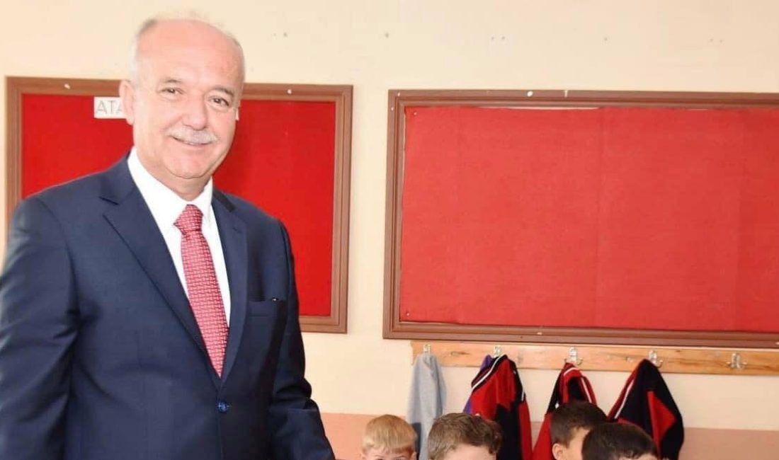 2025-2026 eğitim öğretim yılının başlamasıyla birlikte Dursunbey Belediye Başkanı Ramazan