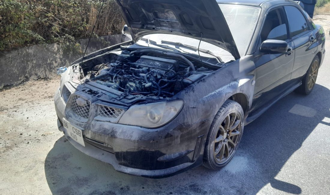 Bandırma-Gönen yolunda otomobilde yangın paniği Misakça mevkiinde seyir halindeki otomobilin motor kısmında çıkan yangın, itfaiye