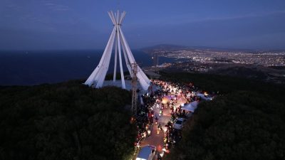 Bandırma Belediyesi önünde başlayan kortejde motosiklet ve ATV grupları, şehir